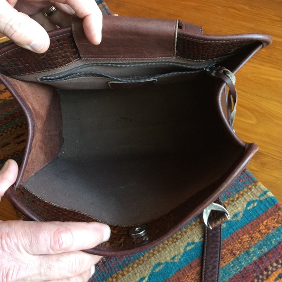 Brighton Brown Croc Embossed Leather Very Roomy - Picture 6 of 6